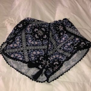 XS/ S Flowy Shorts